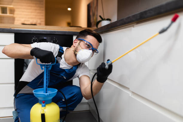 Best Pest Prevention Services  in Heathcote, NJ